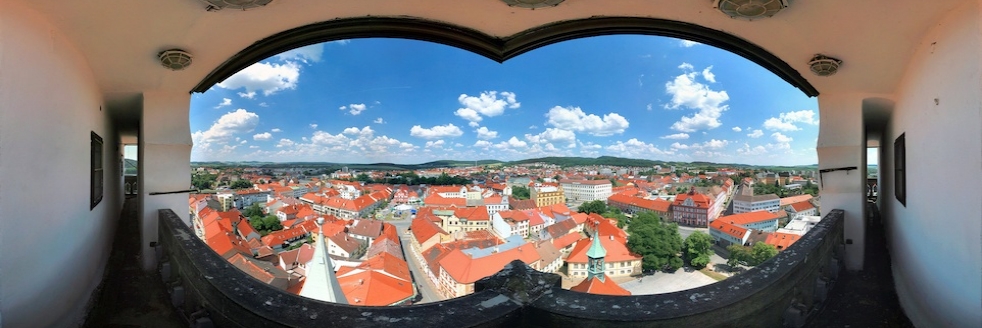 Věž - sever a východ