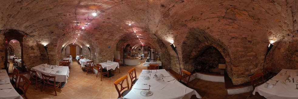 Restaurace