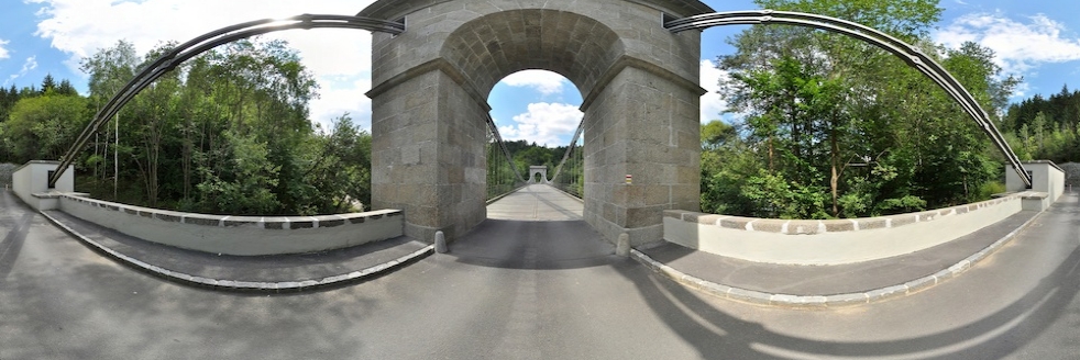 Brána