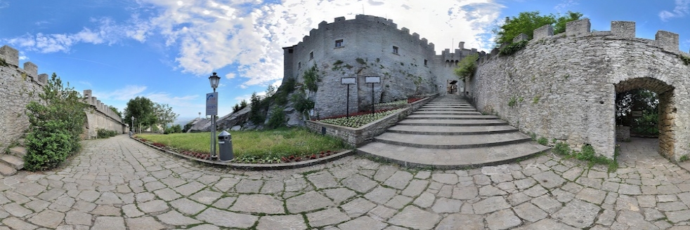 Hradby