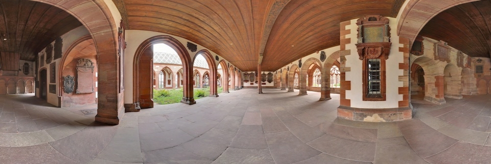 Křížová chodba (2)