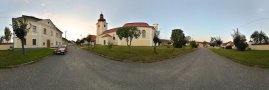 Kostel a fara